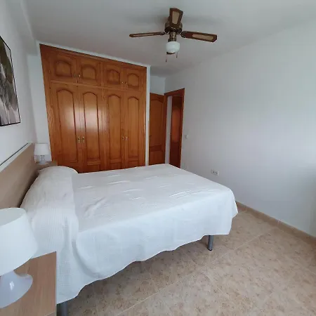 1ºa Escobar شقة *