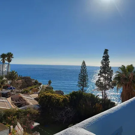 1ºa Escobar شقة *