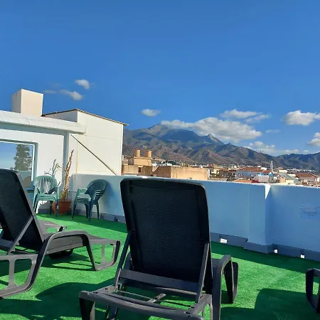 1ºa Escobar شقة *